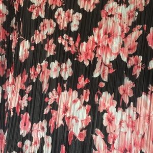 Lularoe Medium Shirley Black and Pink Floral